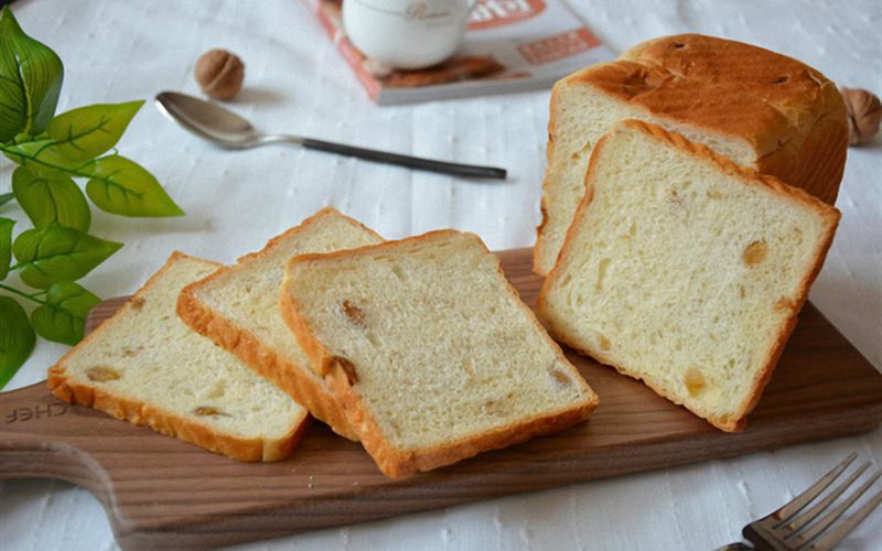Sandwich nho khô